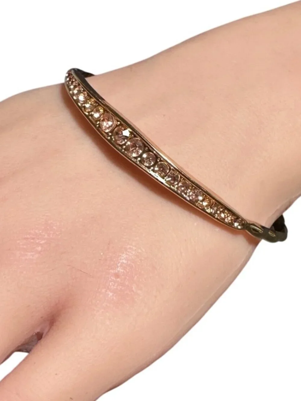 Bangle Bracelet Gold Tone Rhinestone Center Womens Costume Jewelry NWOT